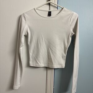Women's White Long-Sleeve Crewneck Top
